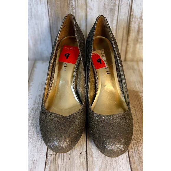 Madden Girl Gold Glitter Pumps Size 9 - Picture 5 of 6
